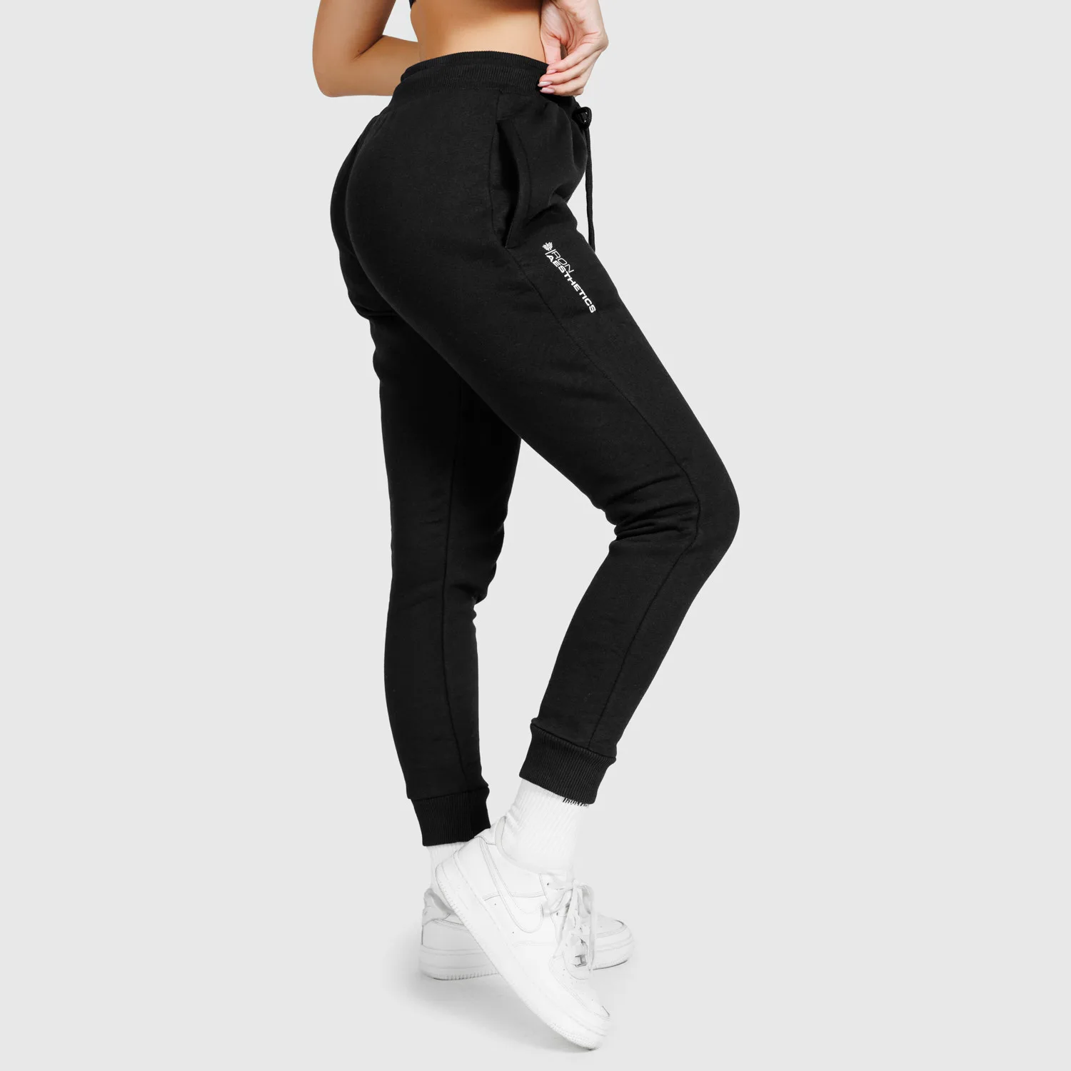 Dámské sportovní tepláky Iron Aesthetics Comfy, černé-1